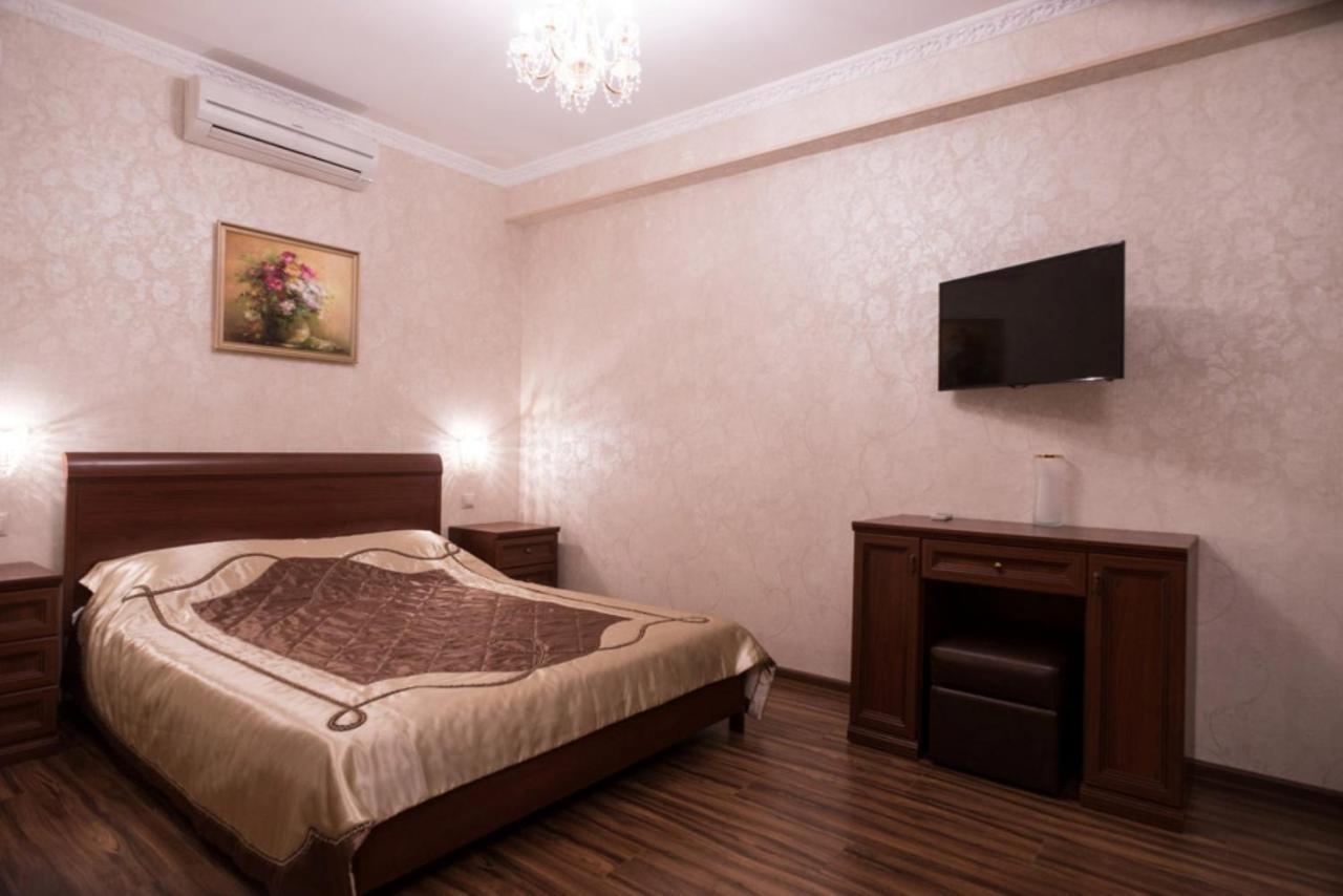 Apart-Hotel Arteparts Krasnojarsk Exteriör bild